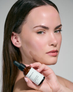 ⁦C-Glow Serum⁩ – תמונה ⁦3⁩